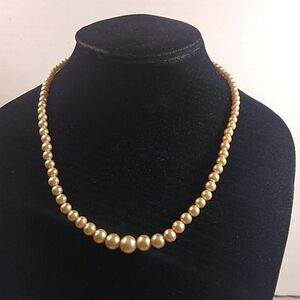 Vintage Faux Cream color Graduated Pearl Sterling Box Clasp Necklace